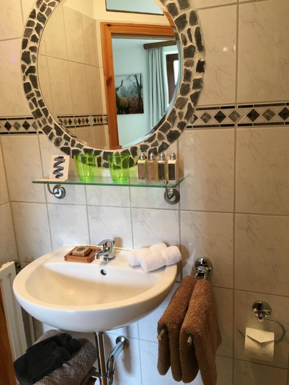 مبيت وإفطار سينت فيث Bed & Breakfast Schlommefurth المظهر الخارجي الصورة