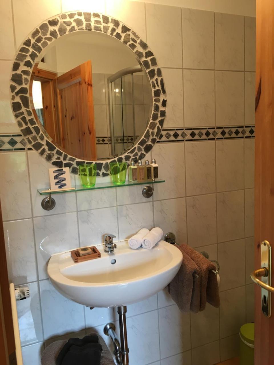 مبيت وإفطار سينت فيث Bed & Breakfast Schlommefurth المظهر الخارجي الصورة